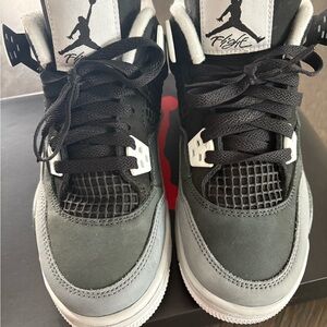 Air Jordan 4 Retro ‘Fear’